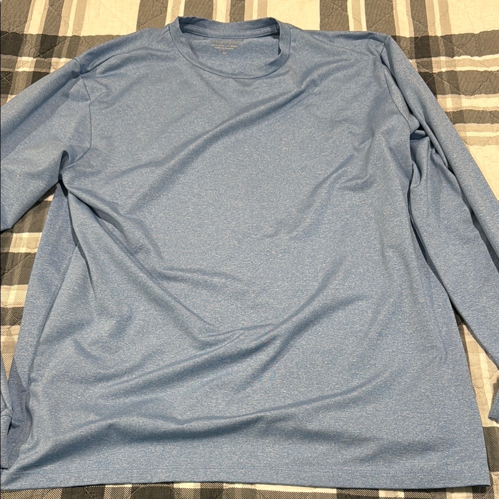 Vineyard Vines On-The-Go Long-Sleeve Harbor Performance Tee